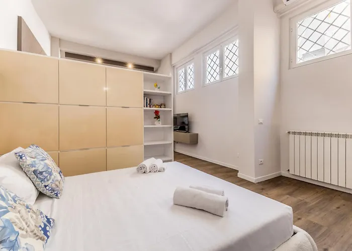 Apartment Eroma Trastevere Luxury Loft *